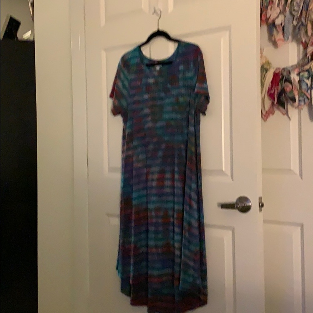 NWOT LuLaRoe XL Tie Dyed Carly Dress/Cover-up